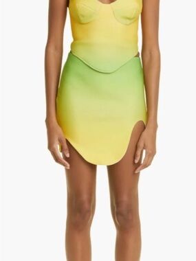 SAMMY 5 Gradient Yellow-Green Scallop Hem Skirt Size SMALL